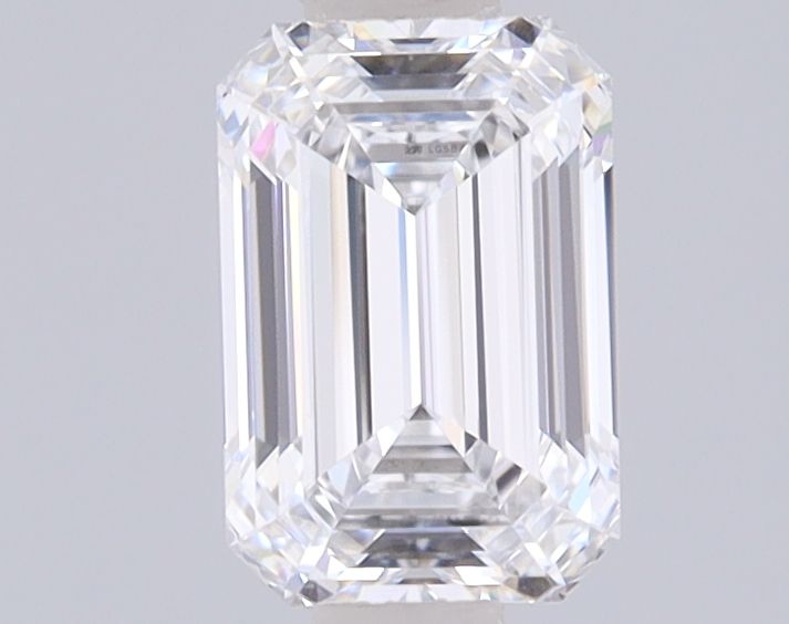 1.02 ct. emerald Lab Grown Diamond front image