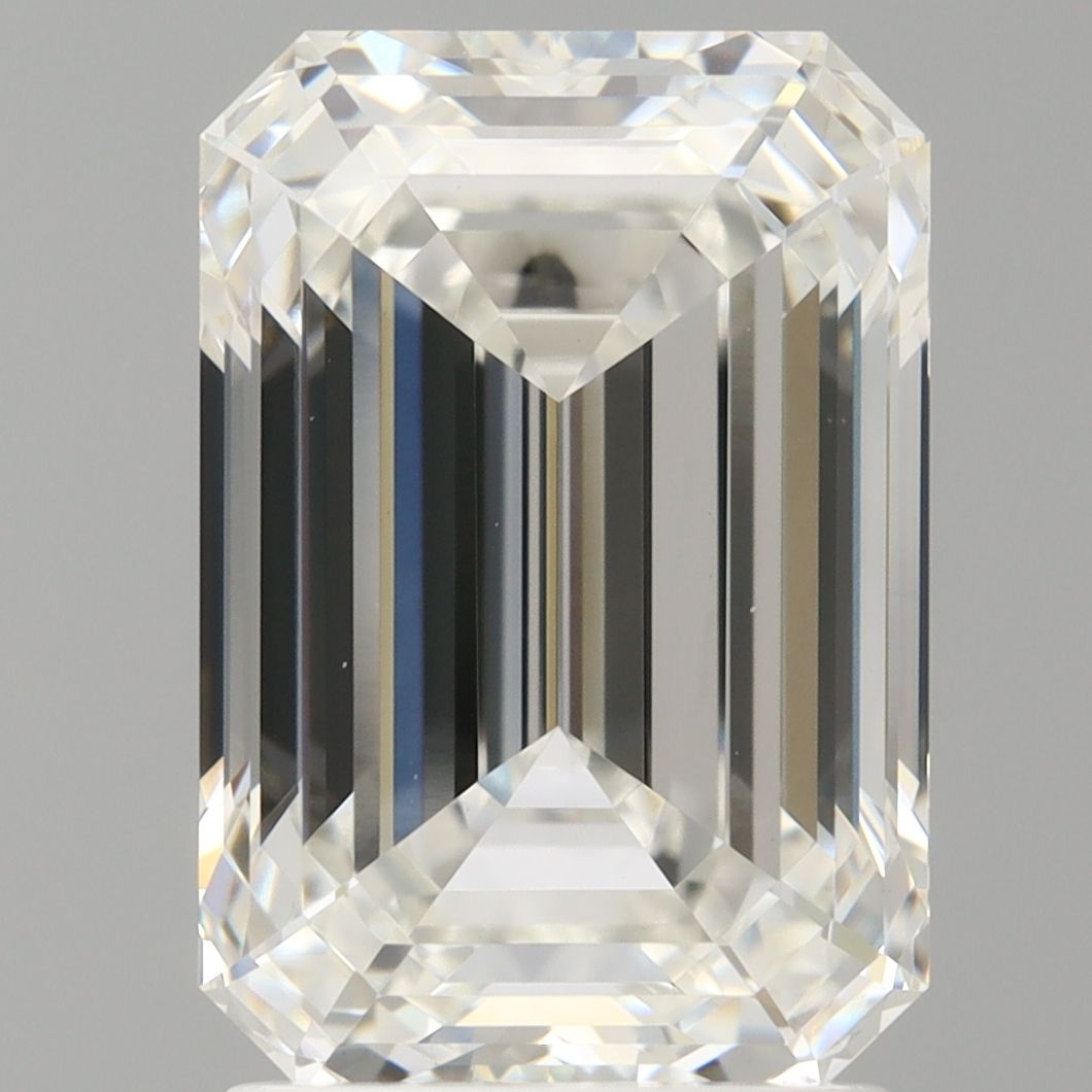 2.55 ct Emerald diamond