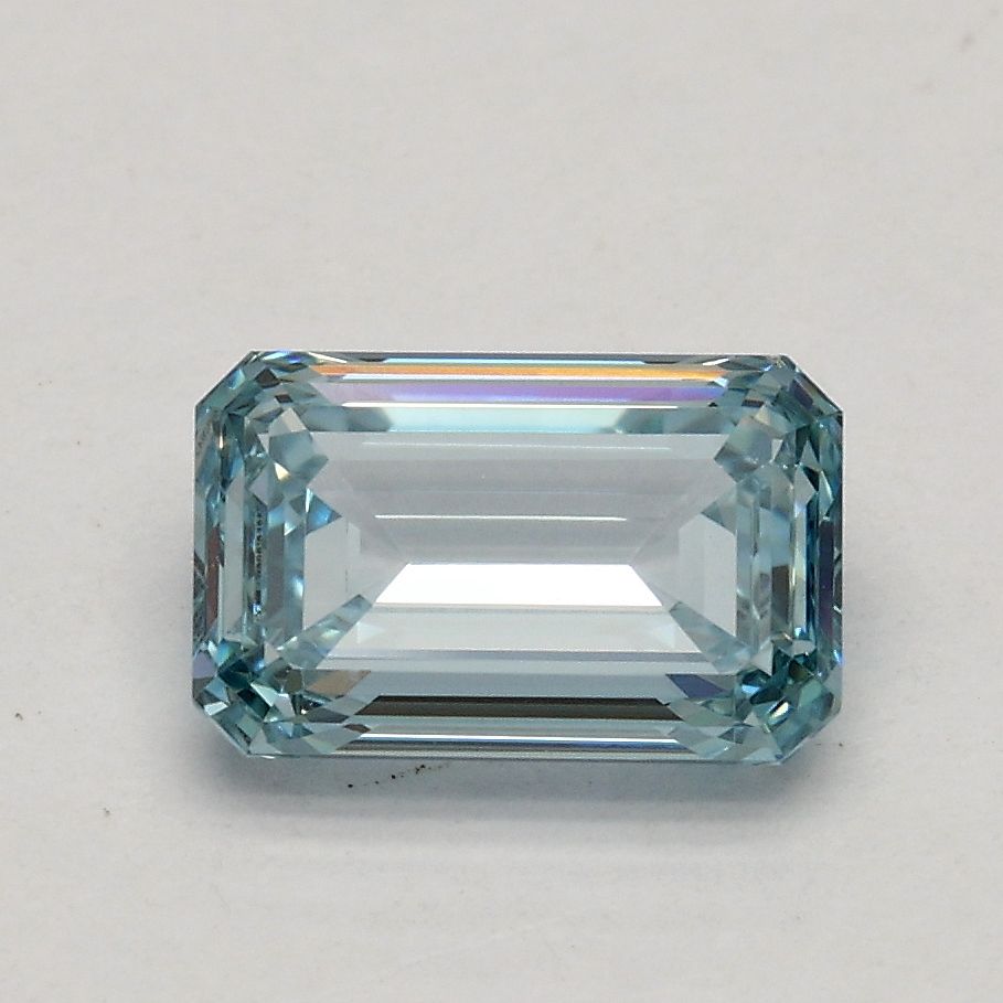 1.00 ct. emerald Lab Grown Diamond front image