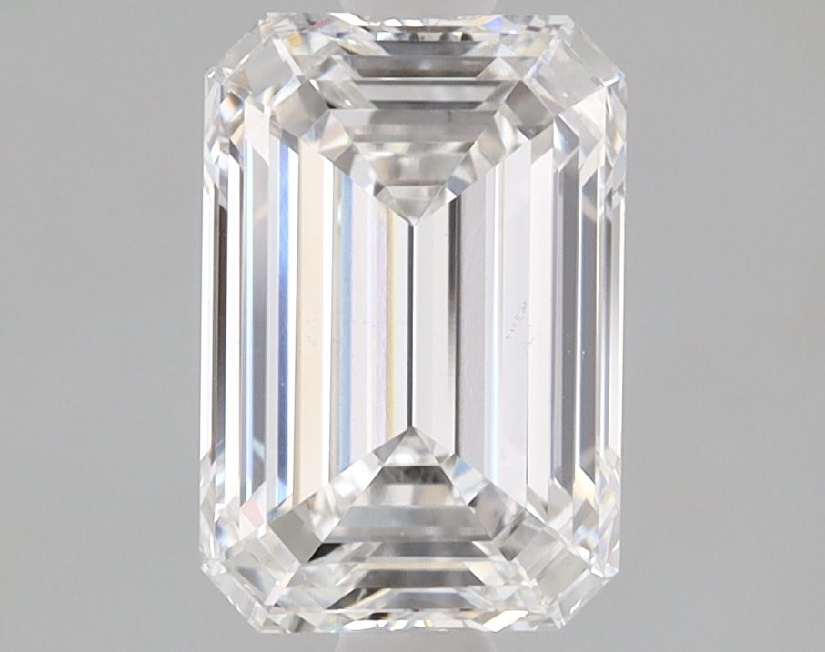 1.65 ct. emerald Lab Grown Diamond front image