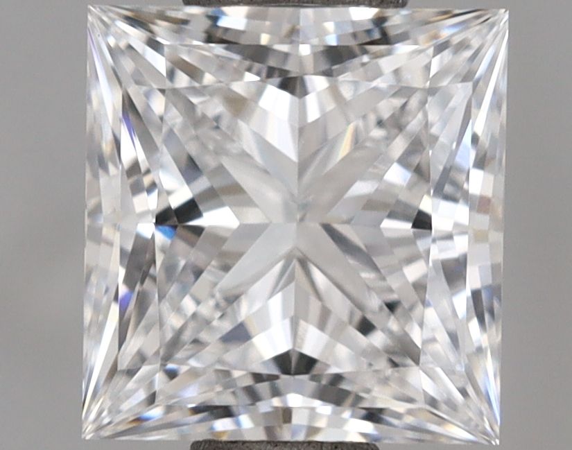 1.06 ct lab-grown Princess Diamond