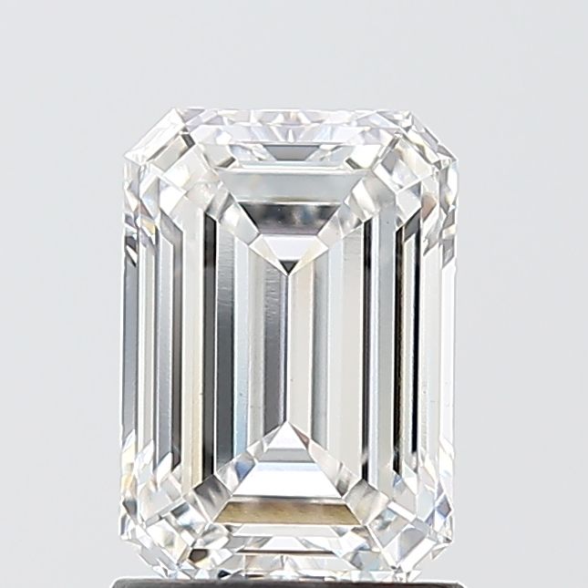 1.57 ct. emerald Lab Grown Diamond front image