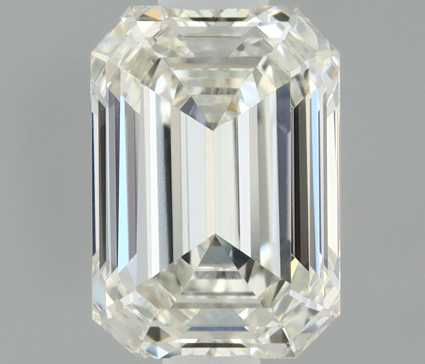 0.4 ct Emerald Diamond