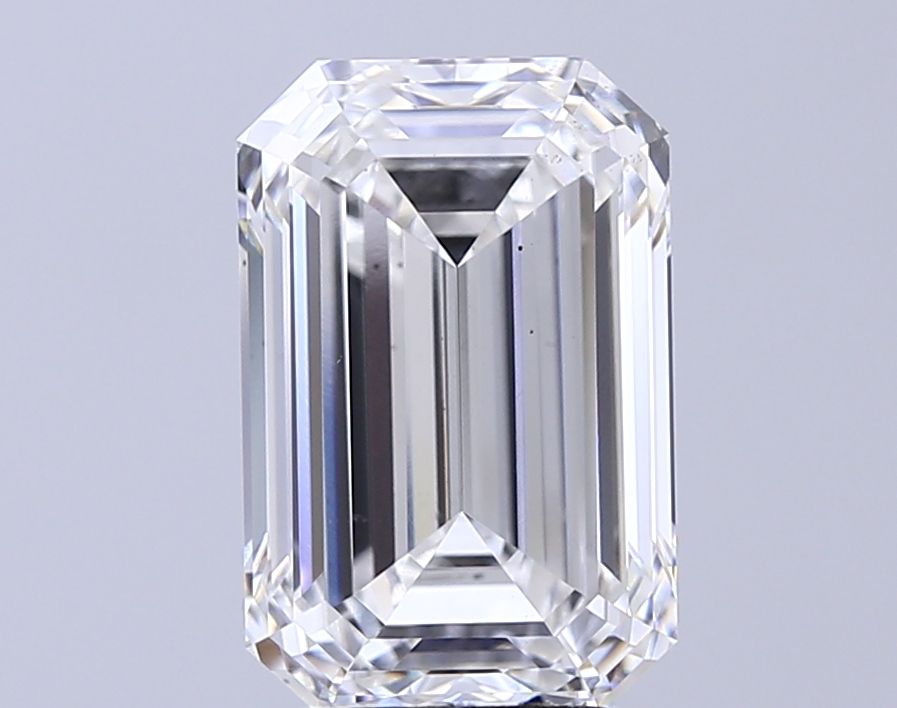 4.71 ct. emerald Lab Grown Diamond front image