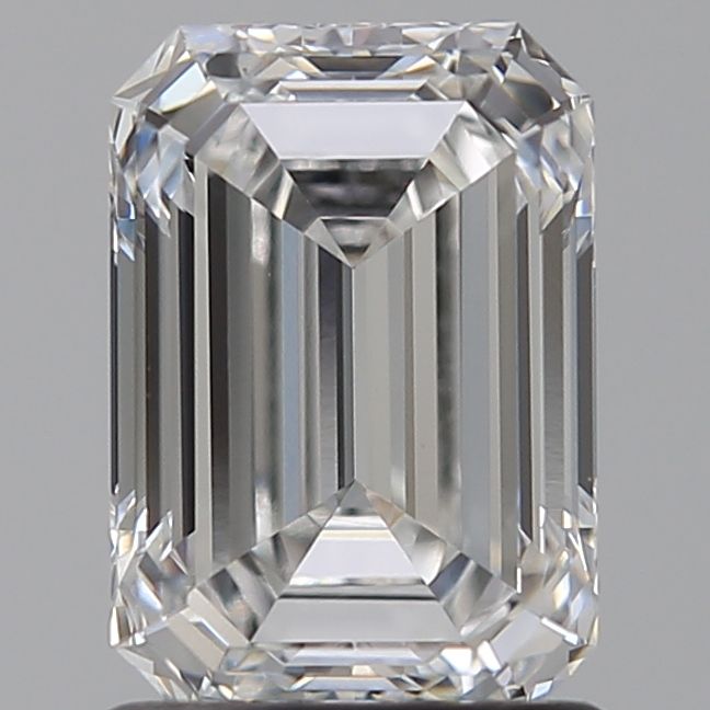 1.45 ct. emerald Lab Grown Diamond front image