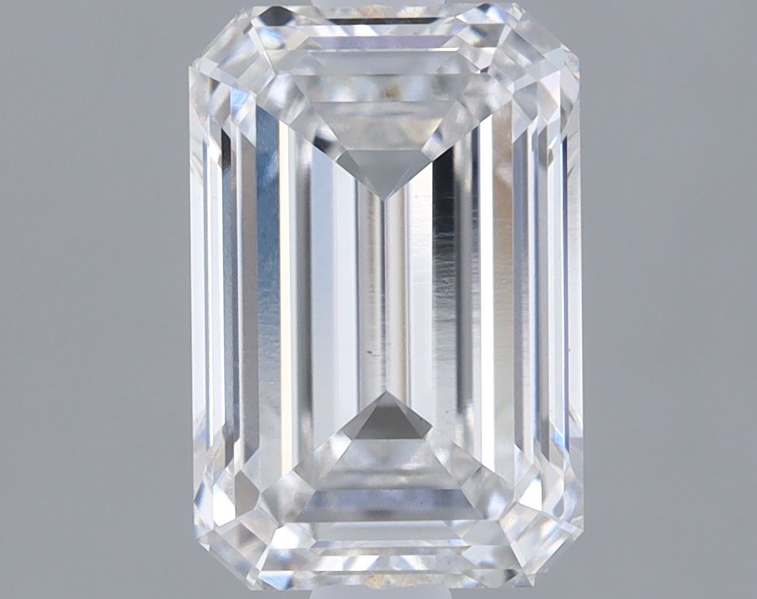 1.70 ct. emerald Lab Grown Diamond front image