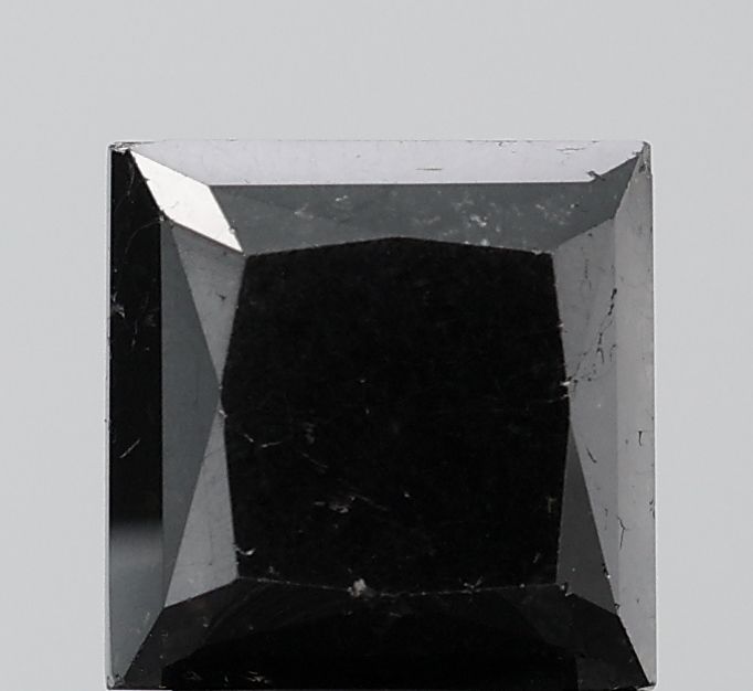 Diament 3.9 ct Fancy Black/VS2
