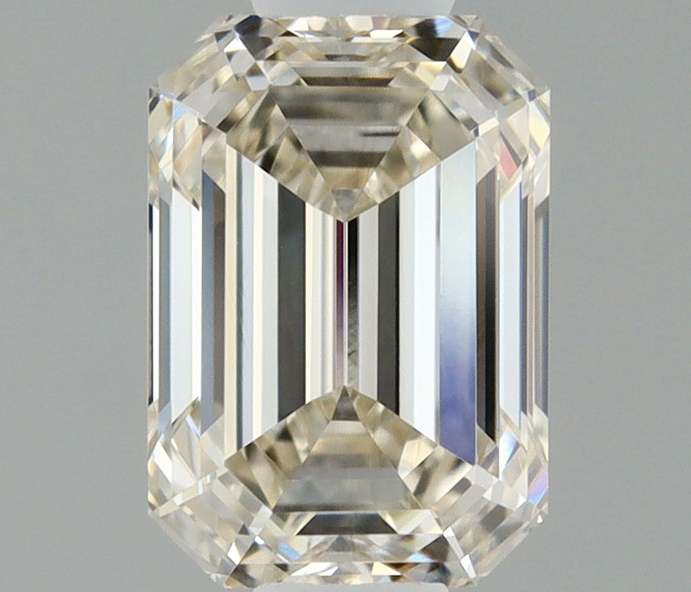 0.51 ct Emerald Diamond