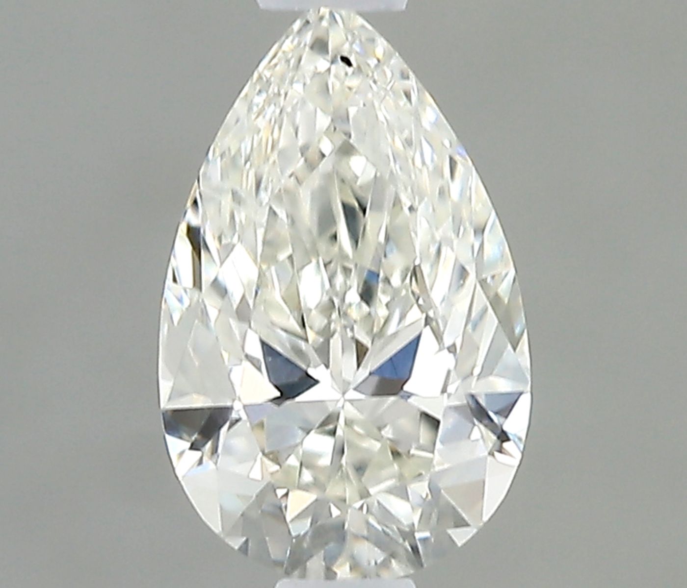 0.4 ct Pear Diamond