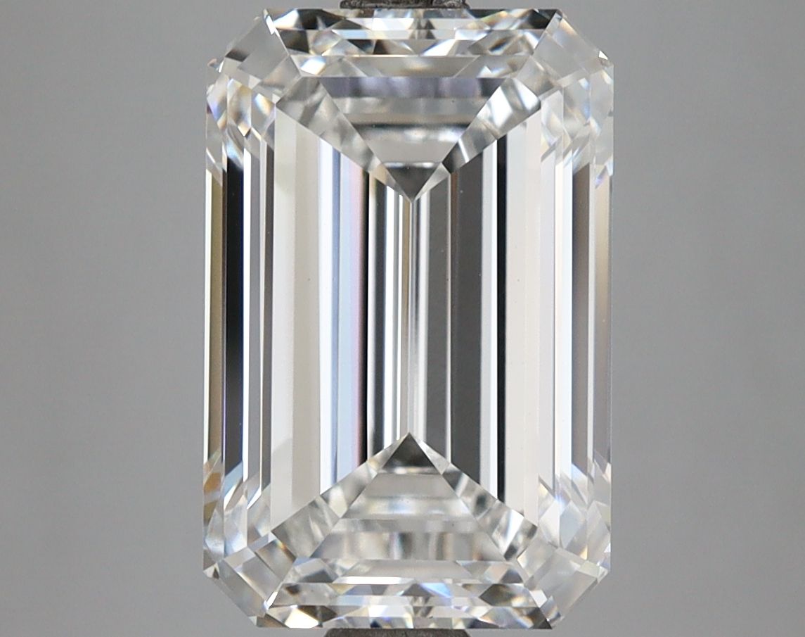 5.02 ct. emerald Lab Grown Diamond front image
