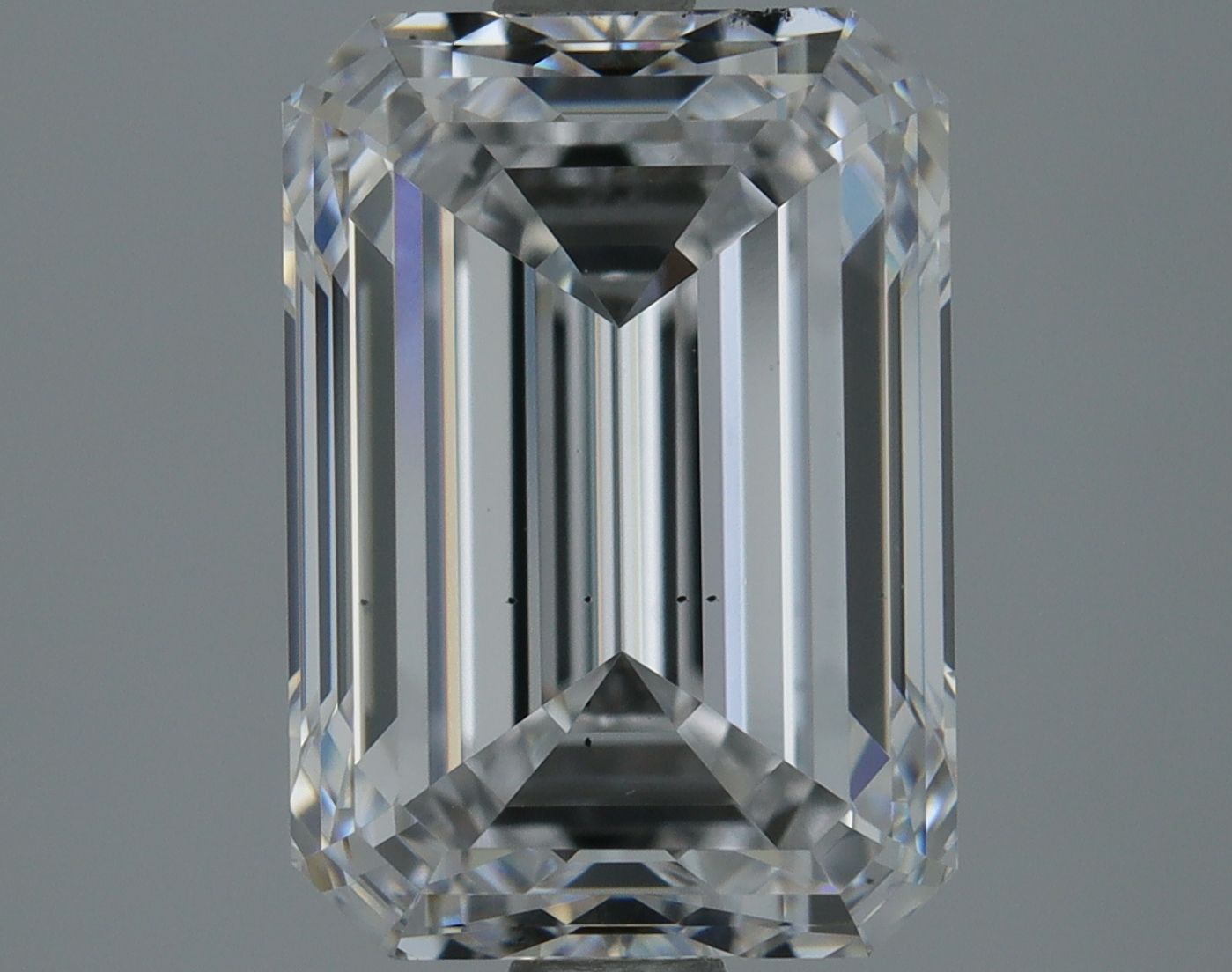 2.50 ct. emerald Lab Grown Diamond front image