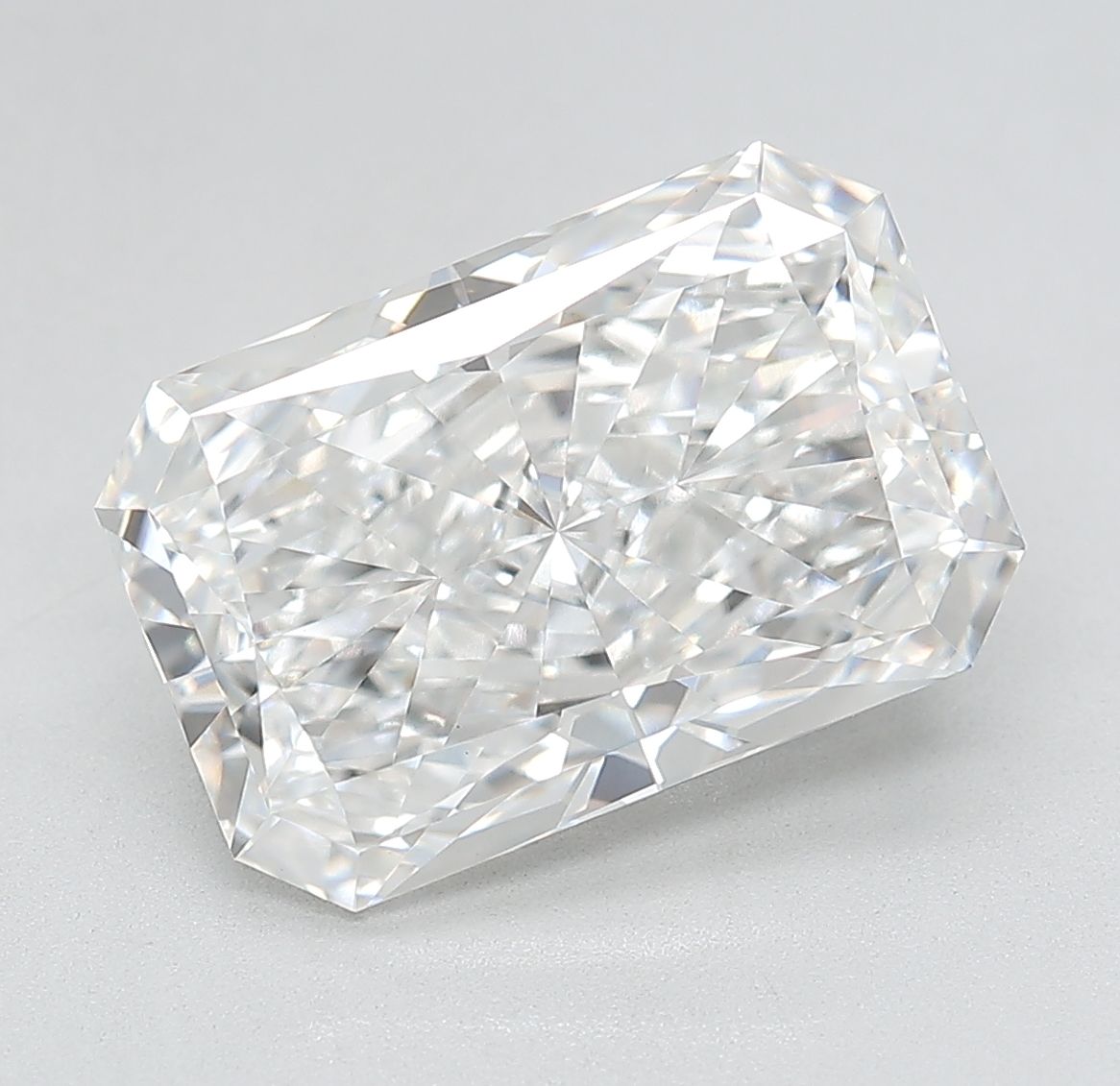 5.27 ct. radiant Lab Grown Diamond front image