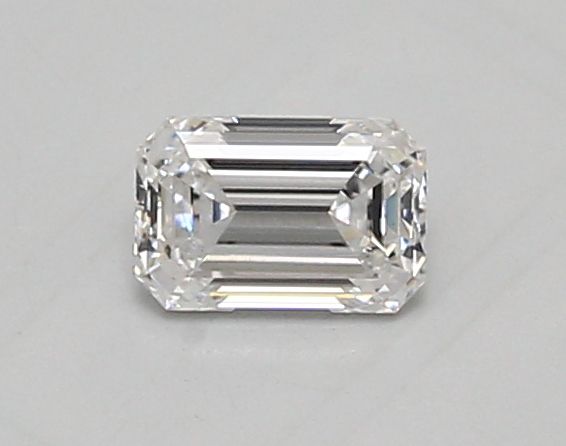 0.65 ct. emerald Lab Grown Diamond front image
