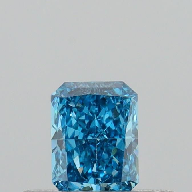 0.27 ct lab-grown Radiant Diamond