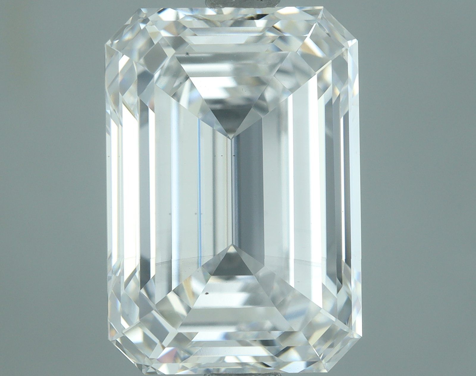 3.52 ct. emerald Lab Grown Diamond front image