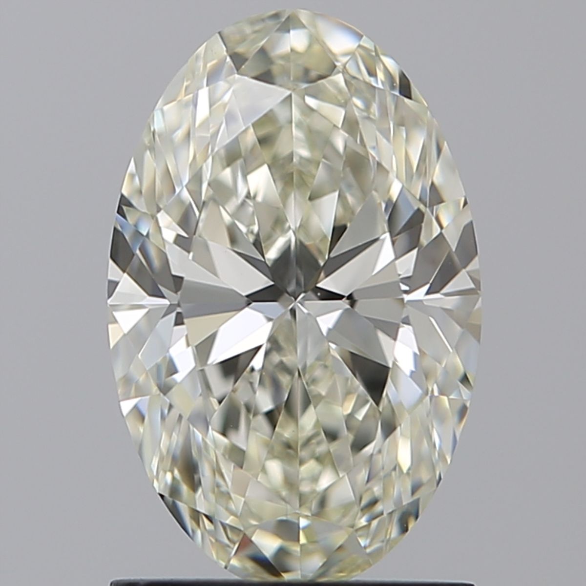 1.50 ct Oval diamond
