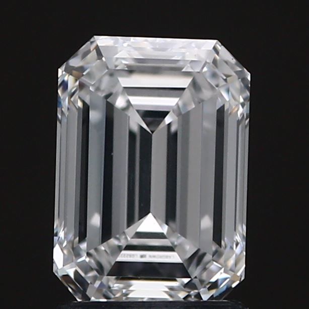 1.80 ct. emerald Lab Grown Diamond front image