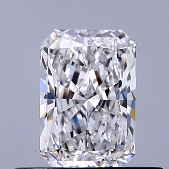 0.45 ct lab-grown Radiant Diamond