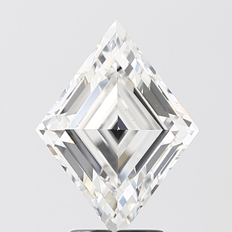 3.09 ct lab-grown Lozenge Diamond