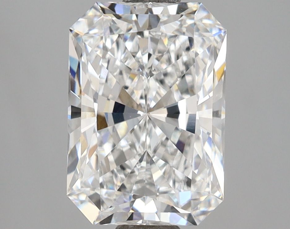 2.59 ct. radiant Lab Grown Diamond front image