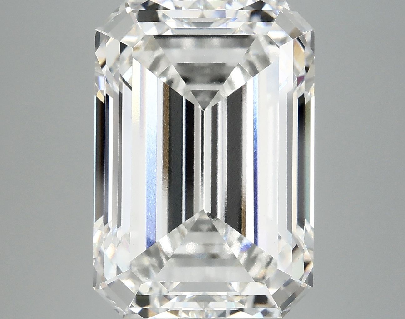 11.08 ct. emerald Lab Grown Diamond front image