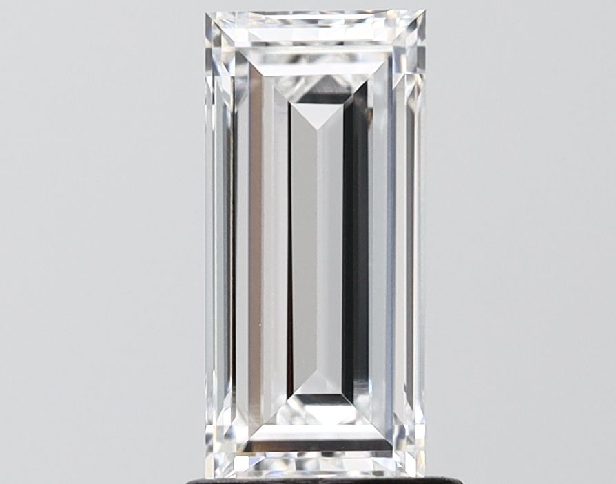 1.58 ct lab-grown Baguette Diamond