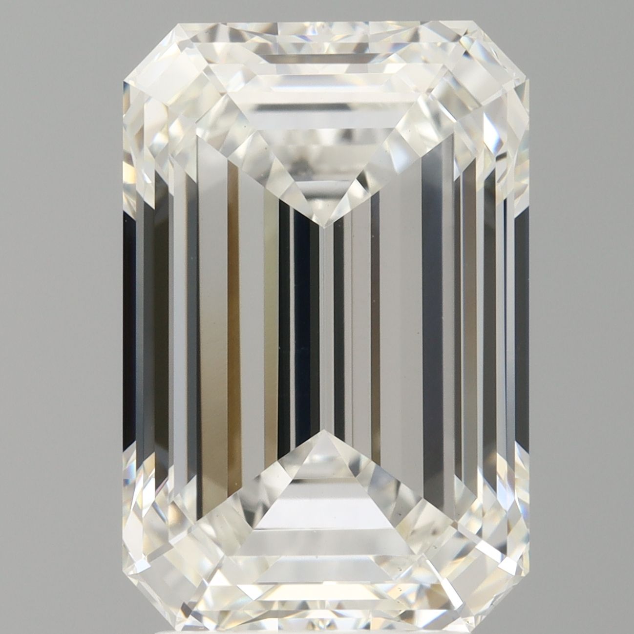 4.07 ct. emerald Lab Grown Diamond front image
