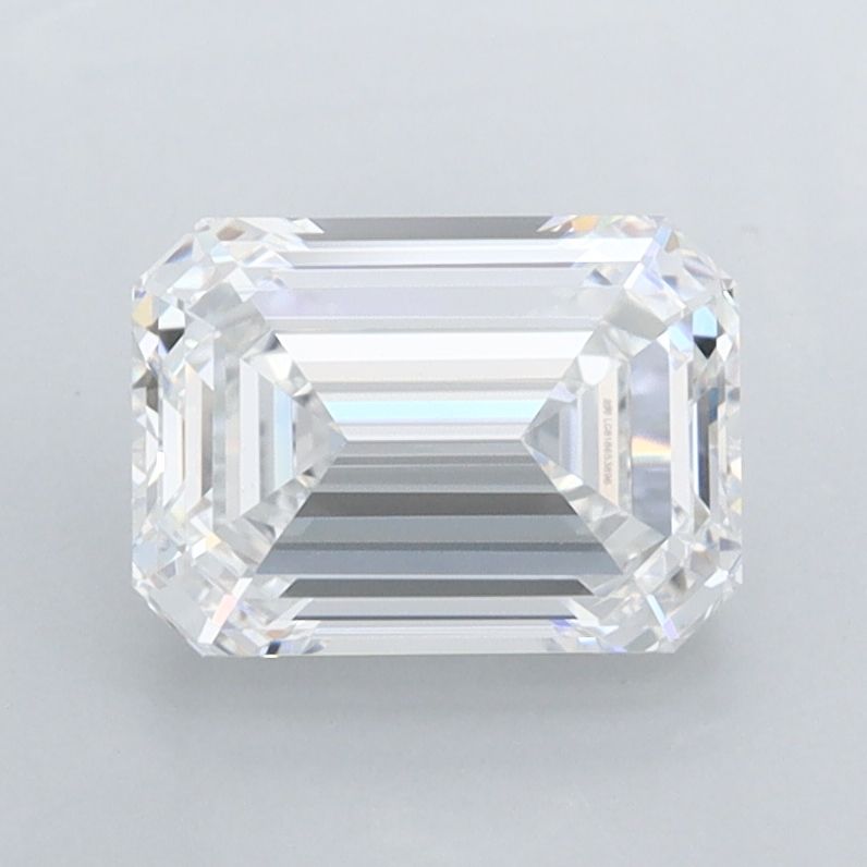 1.56 ct. emerald Lab Grown Diamond front image