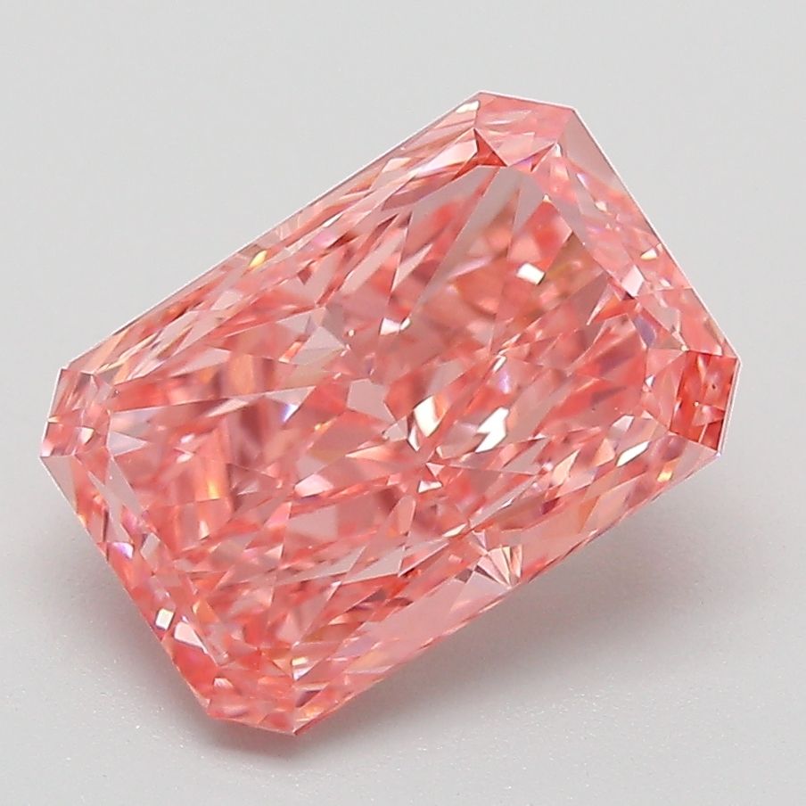 2.97 ct Radiant diamond