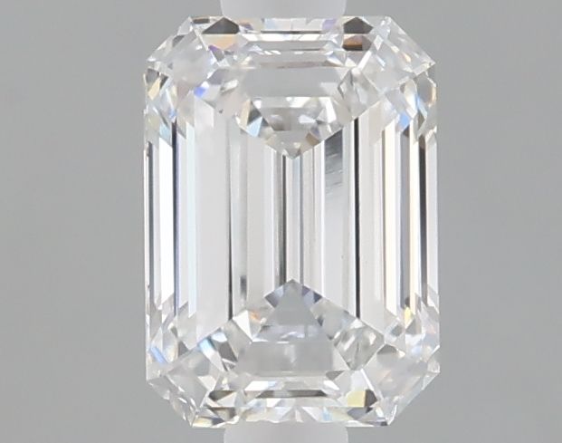 1.04 ct. emerald Lab Grown Diamond front image