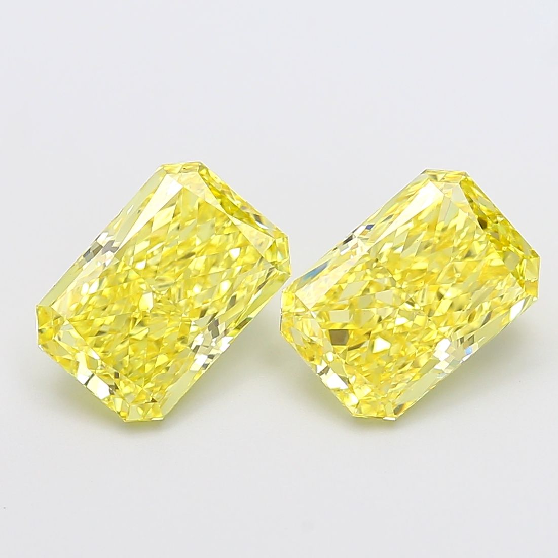 3.08 ct. radiant Lab Grown Diamond front image