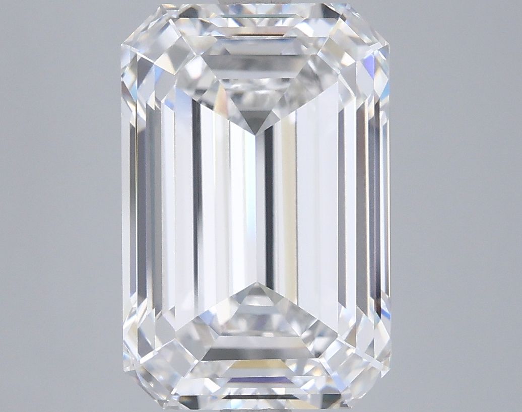5.21 ct. emerald Lab Grown Diamond front image