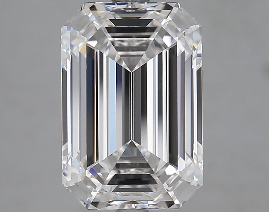 4.74 ct. emerald Lab Grown Diamond front image