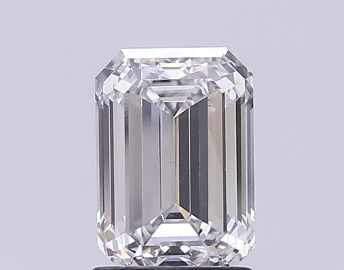 2.00 ct. emerald Lab Grown Diamond front image