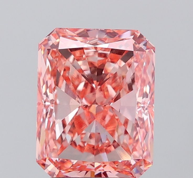 3.02 ct Radiant diamond