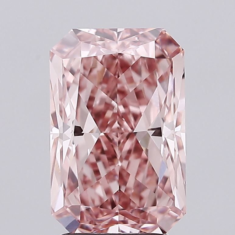 3.32 ct Radiant diamond