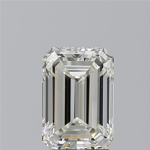 3.01 ct Emerald diamond