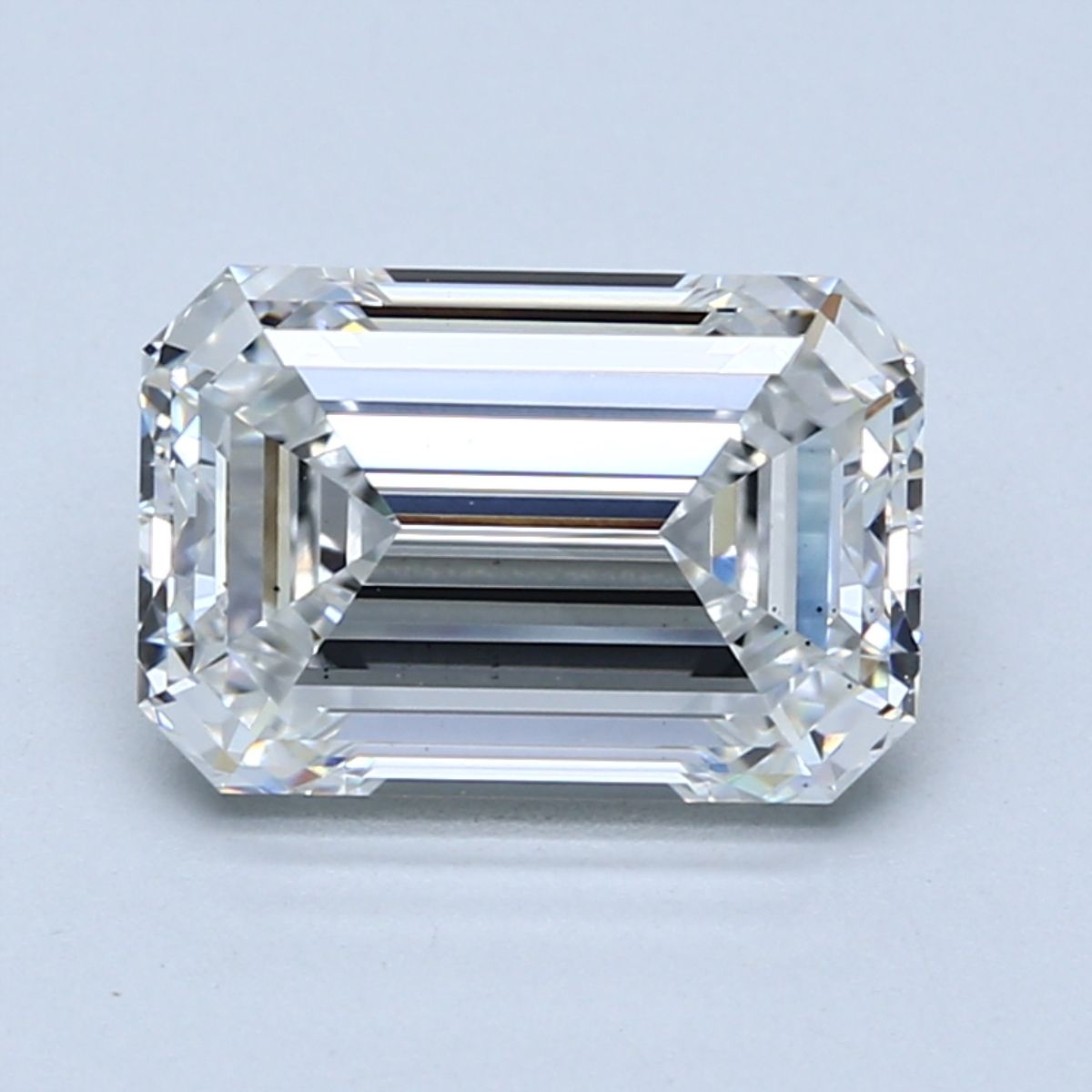 3.15 ct Emerald diamond