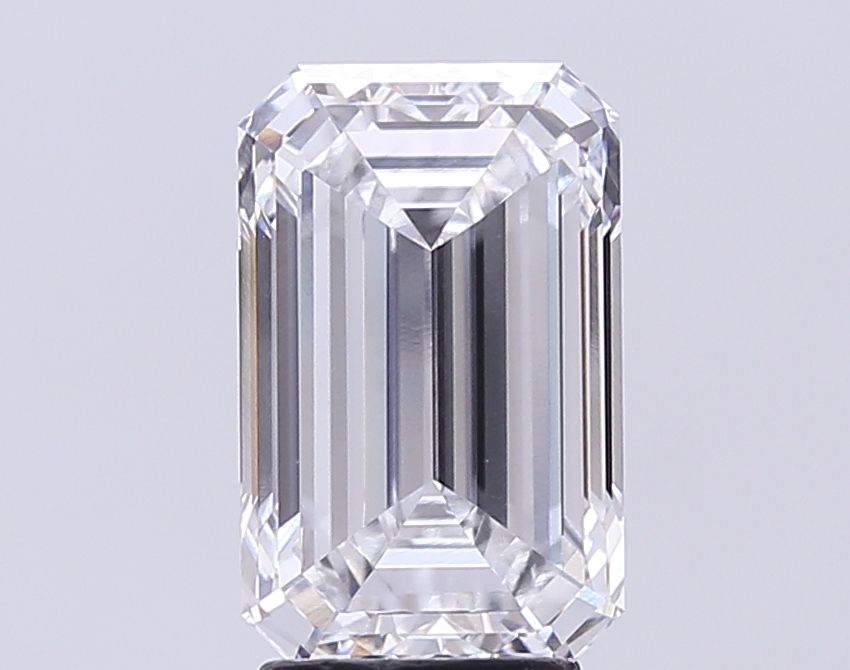 4.01 ct. emerald Lab Grown Diamond front image