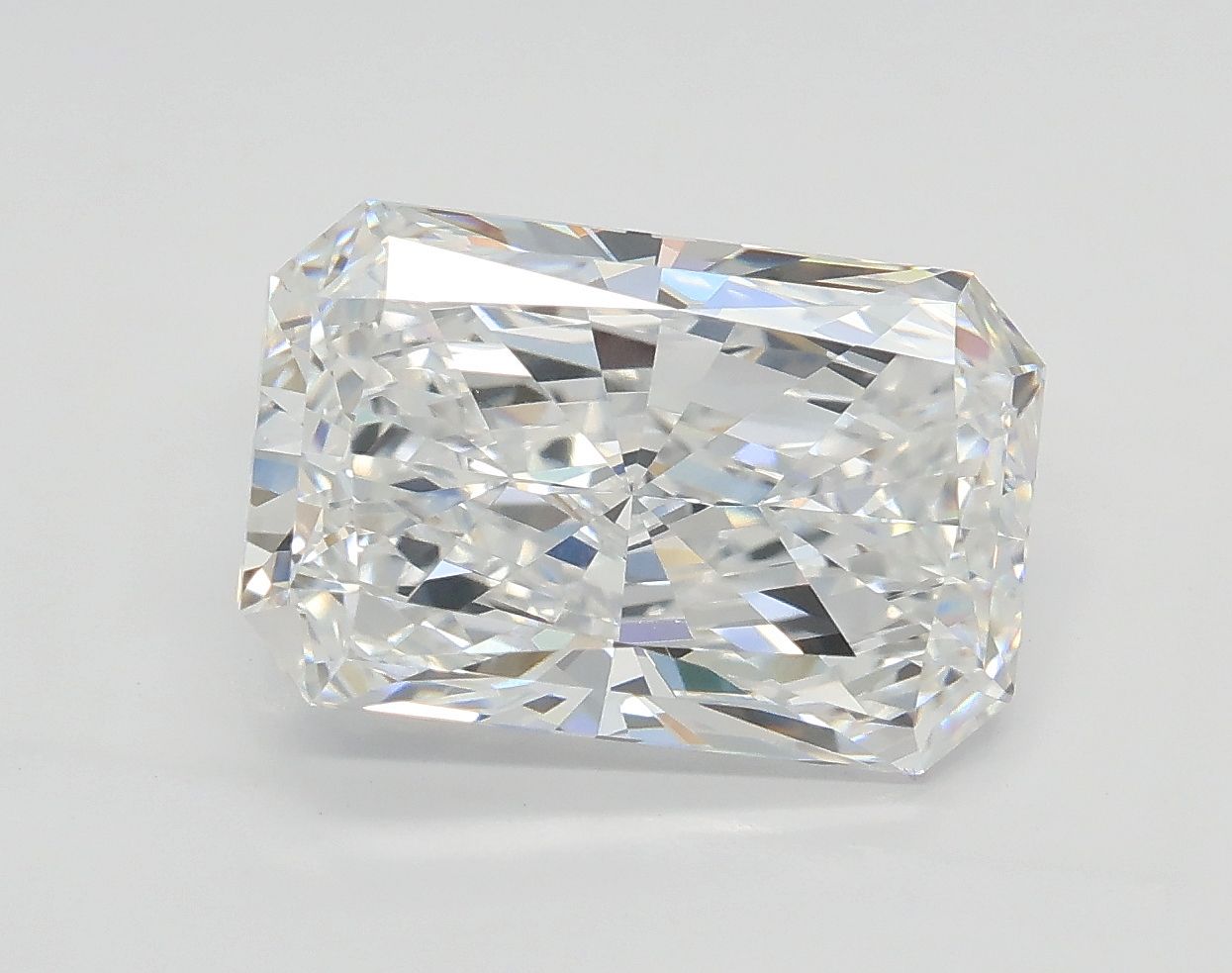 3.02 ct. radiant Lab Grown Diamond front image