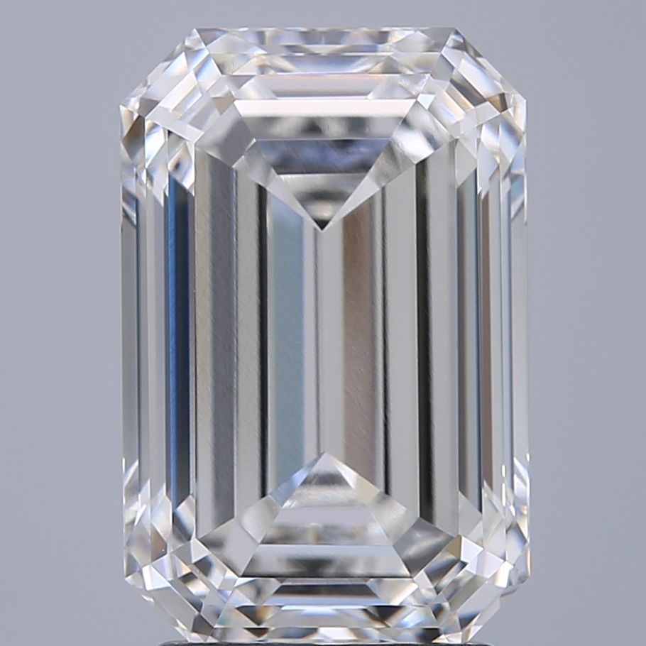 3.04 ct. emerald Lab Grown Diamond front image