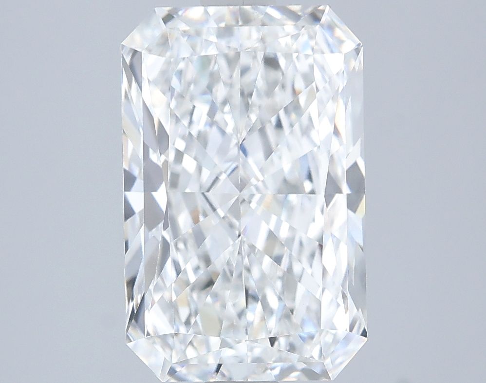 2.90 ct. radiant Lab Grown Diamond front image