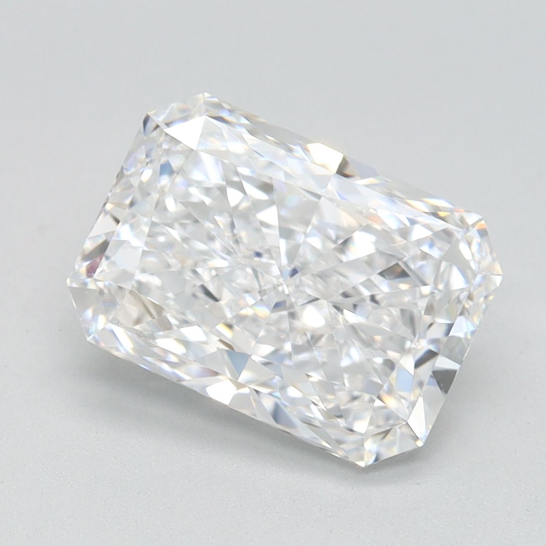 2.34 ct. radiant Lab Grown Diamond front image