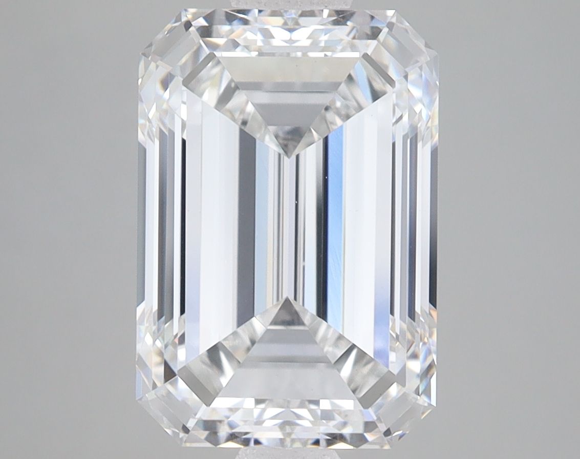 5.01 ct. emerald Lab Grown Diamond front image