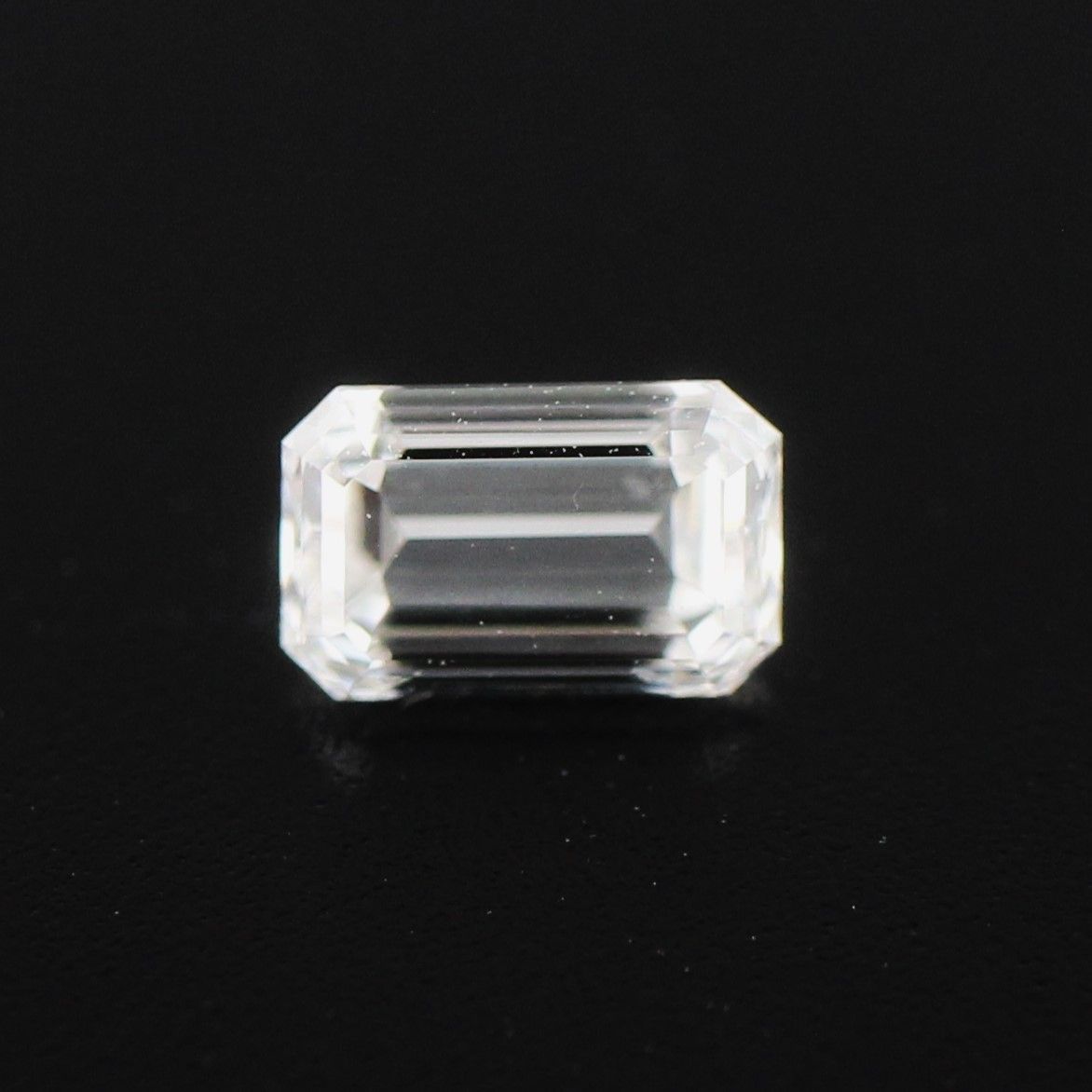 0.36 ct Emerald diamond