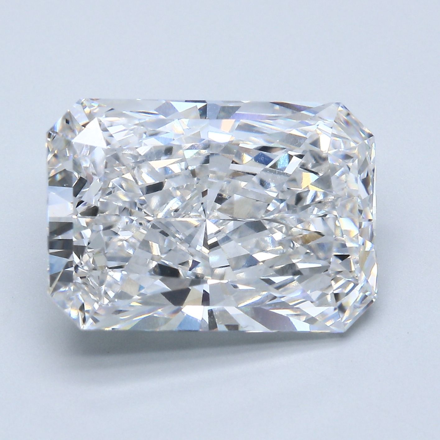9.04 ct. radiant Lab Grown Diamond front image