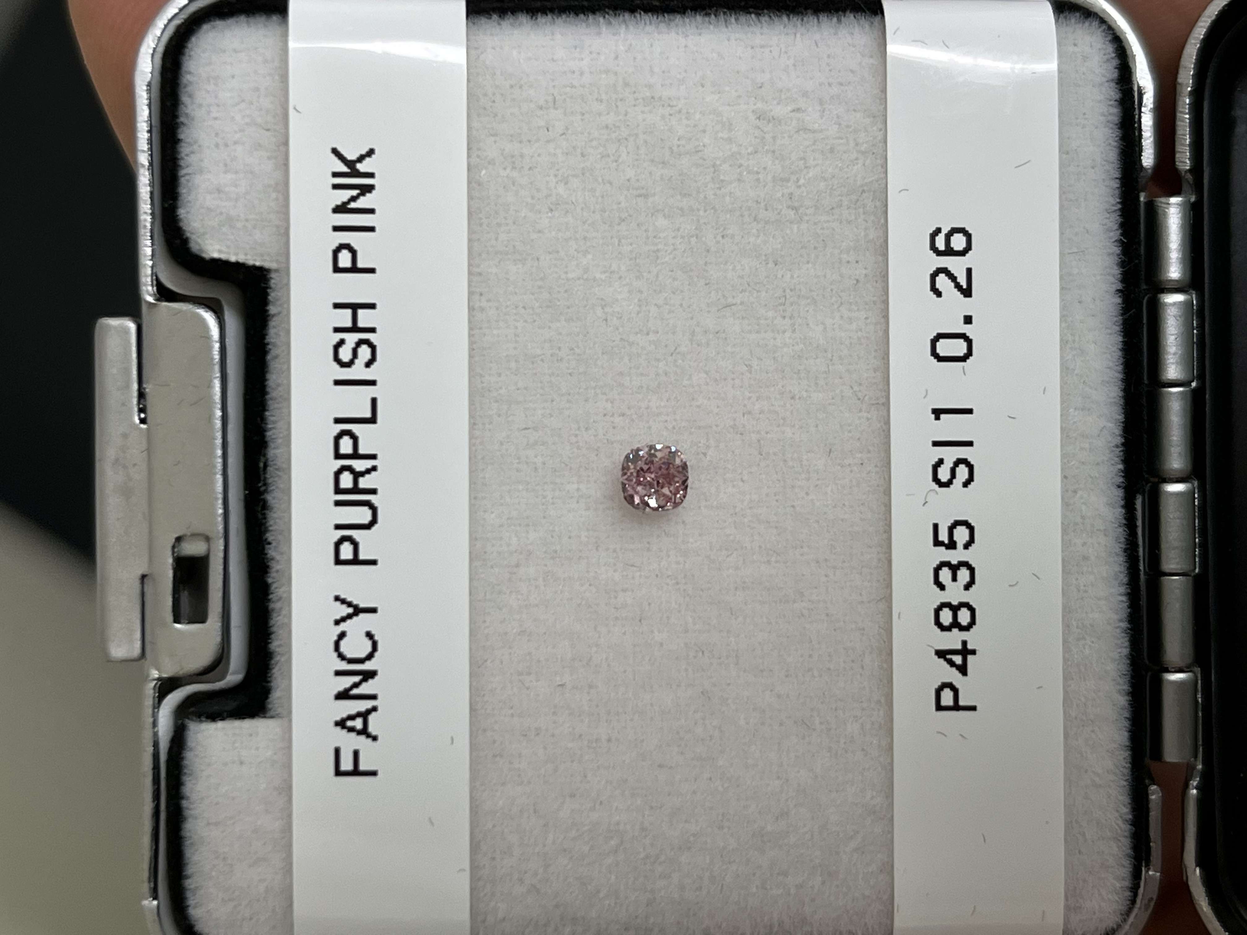 Diament 0.26 ct Fancy Intense Purplish Pink/