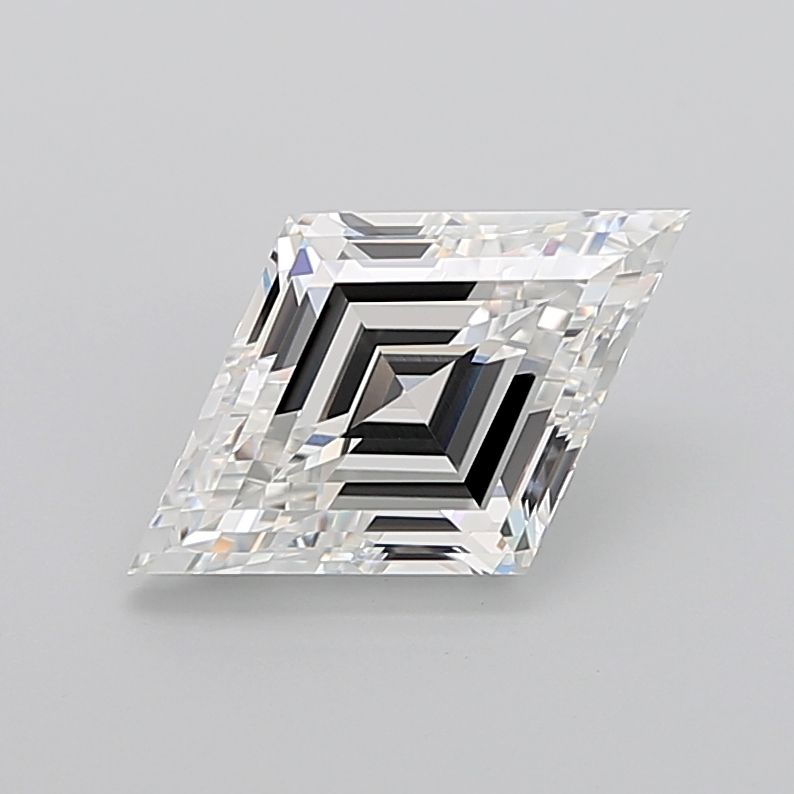 5.04 ct lab-grown Lozenge Diamond