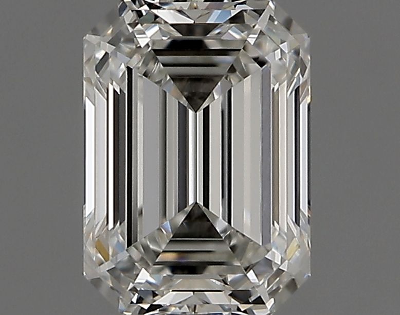 0.77 ct Emerald diamond