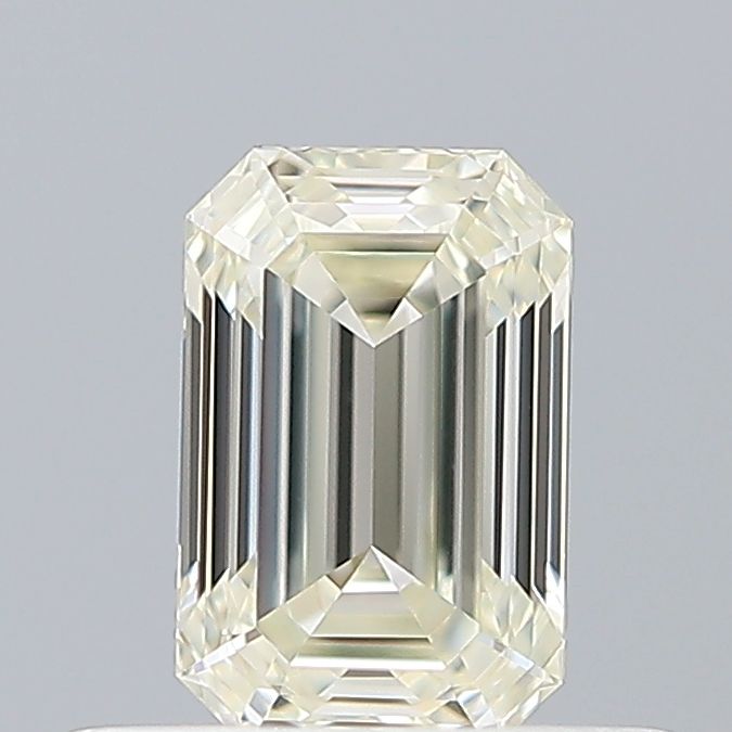 0.4 ct Emerald Diamond